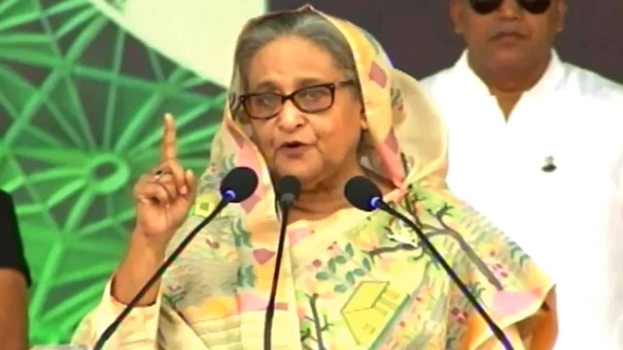 আমি শেখ মুজিবের মেয়ে জনগণের স্বপ্ন বেচি না