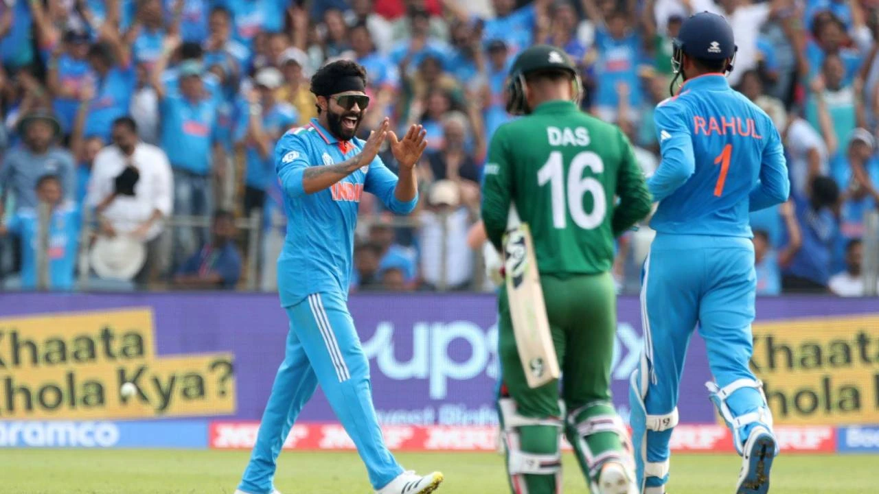 হঠাৎ চাপে বাংলাদেশ