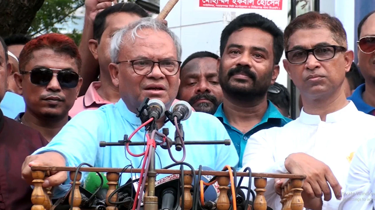 নেতৃত্বশূন্য করতে বিএনপির ইউপি নেতাদেরও গ্রেপ্তার করা হচ্ছে: রিজভী