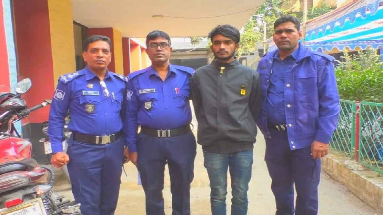 বন্ধুকে অপহরণ করে ৩০ লাখ টাকা দাবি, আটক ১