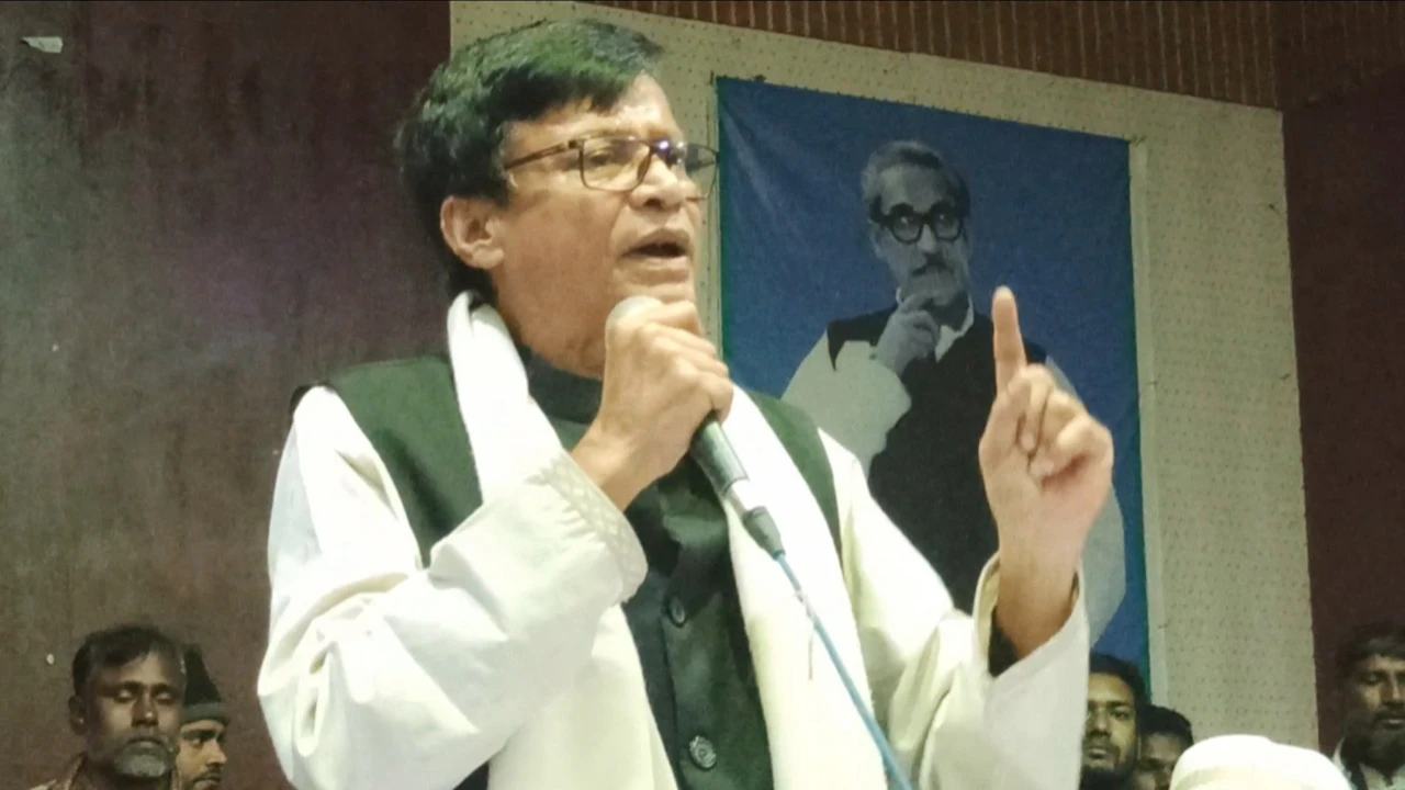 সমাজকল্যাণমন্ত্রীর দুর্নীতি ফাঁস করে দিলেন আপন ছোট ভাই