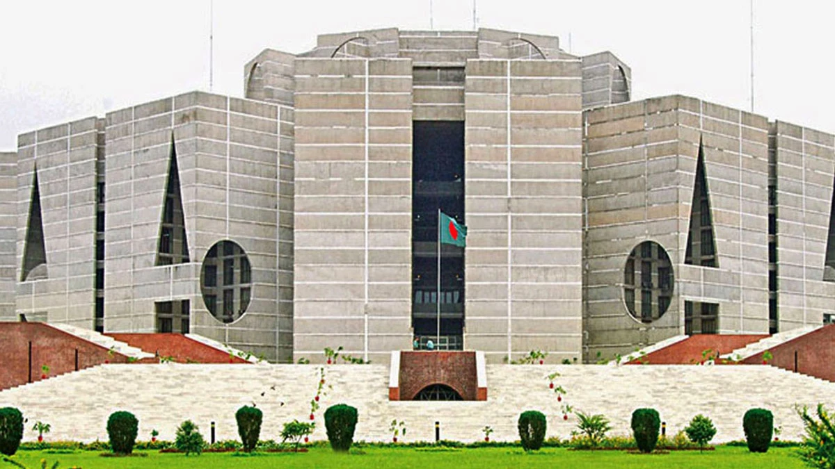 দখলে নয়, জমির মালিকানায় লাগবে বৈধ দলিল