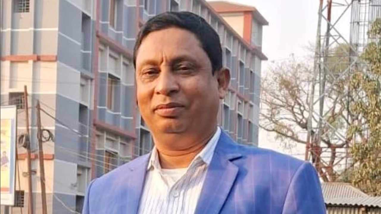 সাড়ে ৩ কোটি টাকার চালসহ খাদ্যগুদাম কর্মকর্তা উধাও