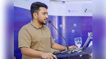 বাংলাদেশ নিয়ে বিভ্রান্তি ঠেকাতে সকলের ঐক্যবদ্ধ প্রতিরোধ প্রয়োজন: তথ্য উপদেষ্টা
