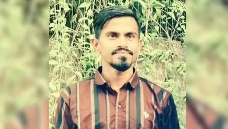 শেখ হাসিনার বিরুদ্ধে যুবলীগ কর্মীর মামলা