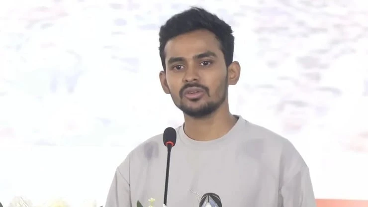 চিকিৎসাক্ষেত্রে কোনো রাজনীতি নয়: আসিফ মাহমুদ