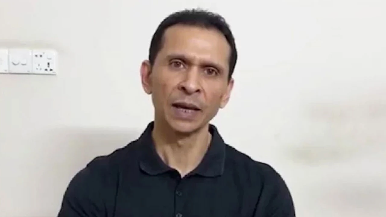 ঝাঁটা পেটা খেয়ে পালিয়ে এখন দেশ ধ্বংসের ষড়যন্ত্র করছে