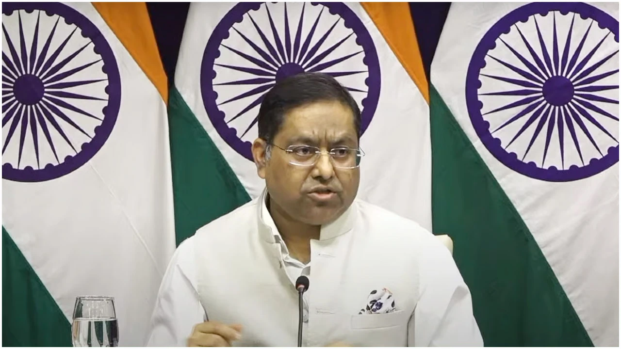 ভারতের দৃষ্টিতে শেখ হাসিনা বাংলাদেশের ‘সাবেক প্রধানমন্ত্রী’