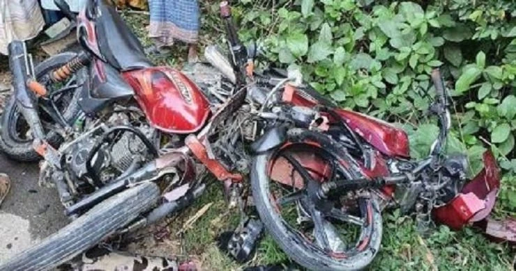 মণিরামপুরে দুই মোটরসাইকেলের সংঘর্ষ: প্রাণ হারালেন ২ জন