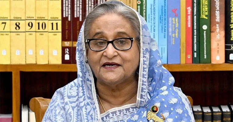 ঘুমের ওষুধ না খেয়ে একটু বইটই পড়ুন