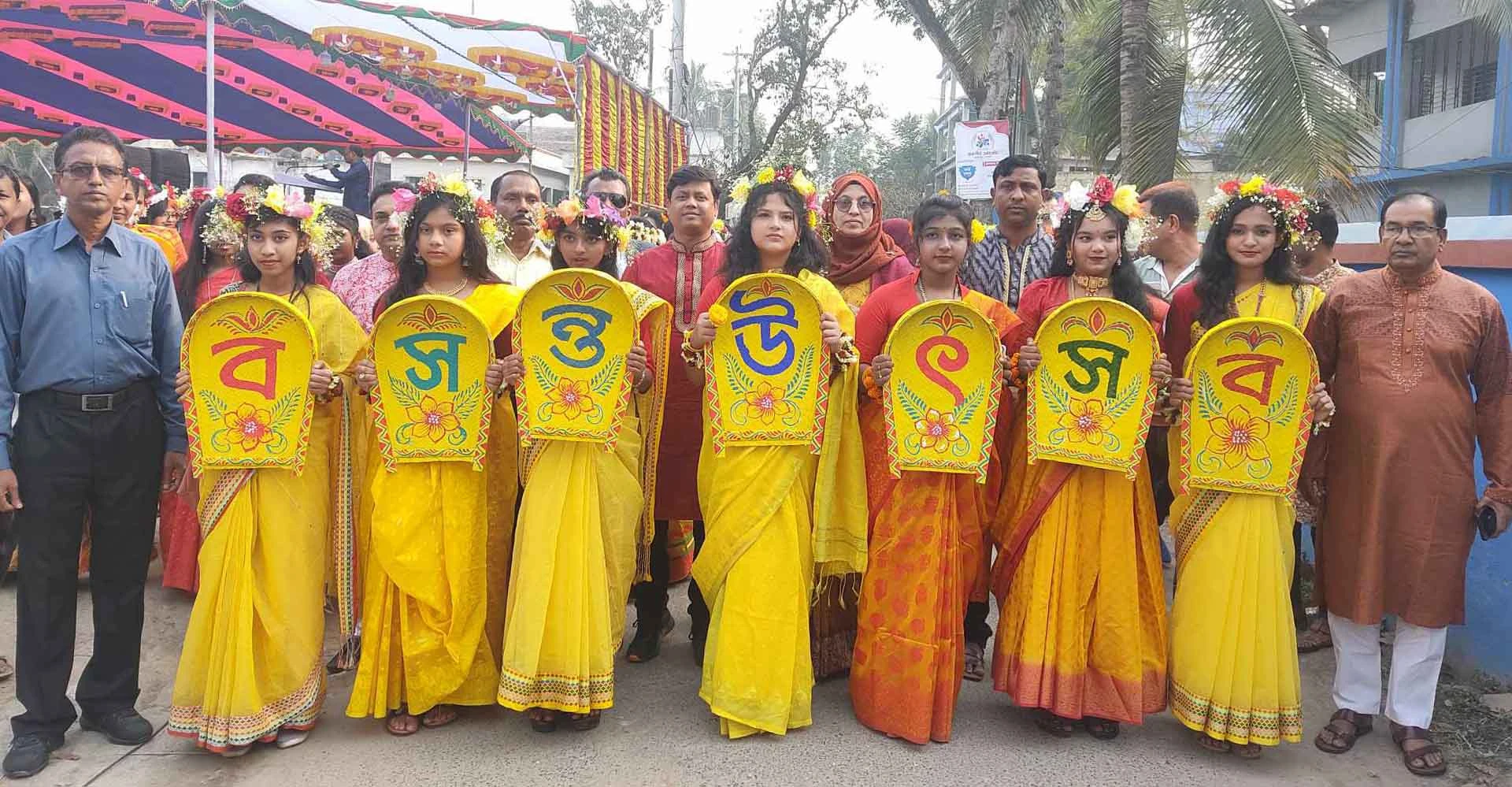 কেশবপুরে জাকজমকপূর্ণভাবে বসন্তবরণ উদযাপন