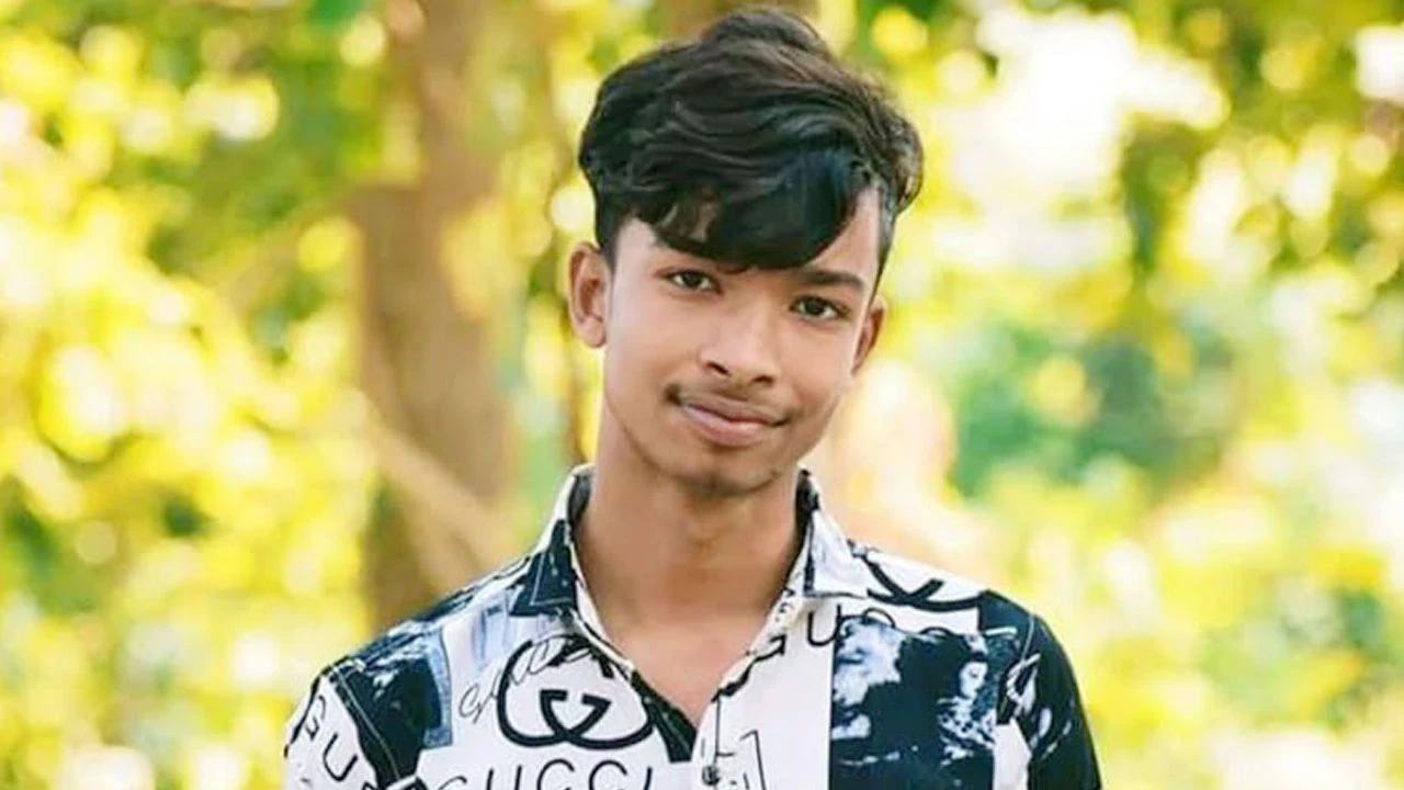 ওয়াজ শুনে বাড়ি ফেরার পথে এসএসসি পরীক্ষার্থীকে পিটিয়ে হত্যা