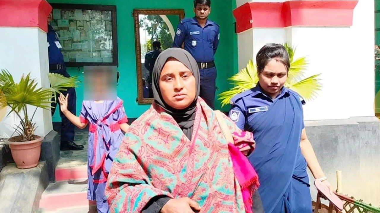 প্রাক্তন স্বামীকে ফাঁসাতে মেয়েকে হত্যা করান মা
