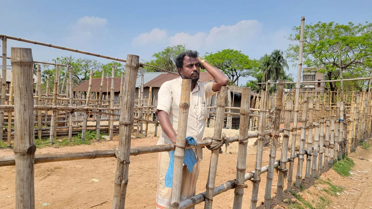 বাসে পান খেয়ে ১৮ লাখ টাকা খোয়ালেন গরু ব্যবসায়ী
