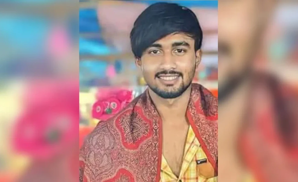 প্রেমিকার শোক সইতে না পেরে প্রেমিকের আত্মহত্যা