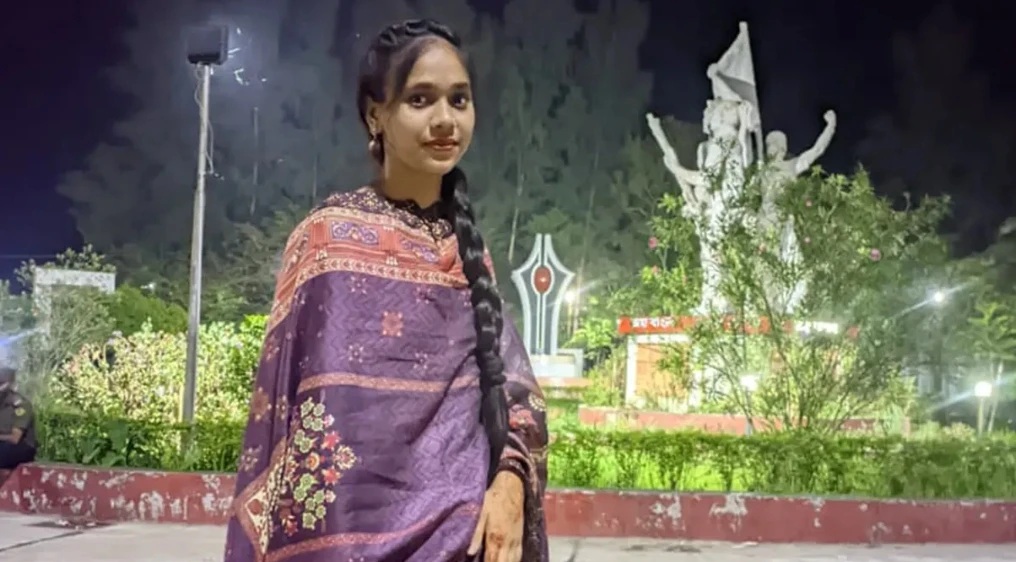 অংকে ফেল করায় গলায় ফাঁস নিল কিশোরী