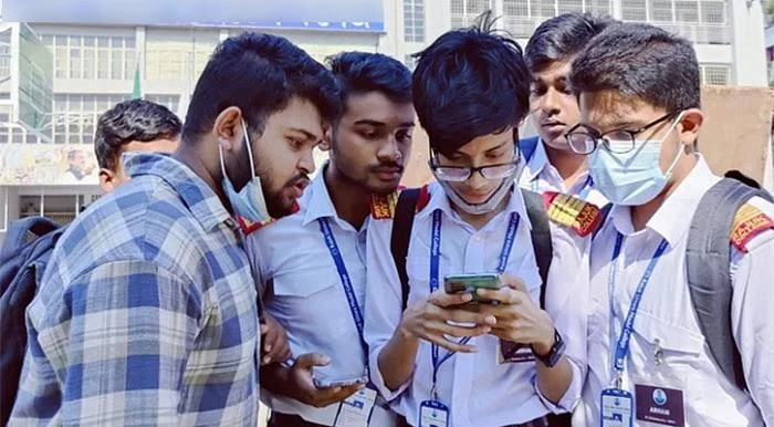 এসএসসিতে ফেল করলেও একাদশে ভর্তি হওয়া যাবে