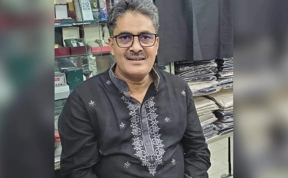 ব্যবসায়ীকে ডেকে নিয়ে বেধড়ক পেটালেন আ.লীগ নেতা