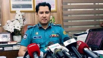 পুলিশ গ্রেপ্তার বাণিজ্য করলে সর্বোচ্চ ব্যবস্থা