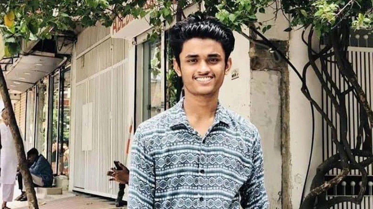 ‘ছেলে আমারে রেখে চলে গেল, বুকটা খালি হয়ে গেছে’