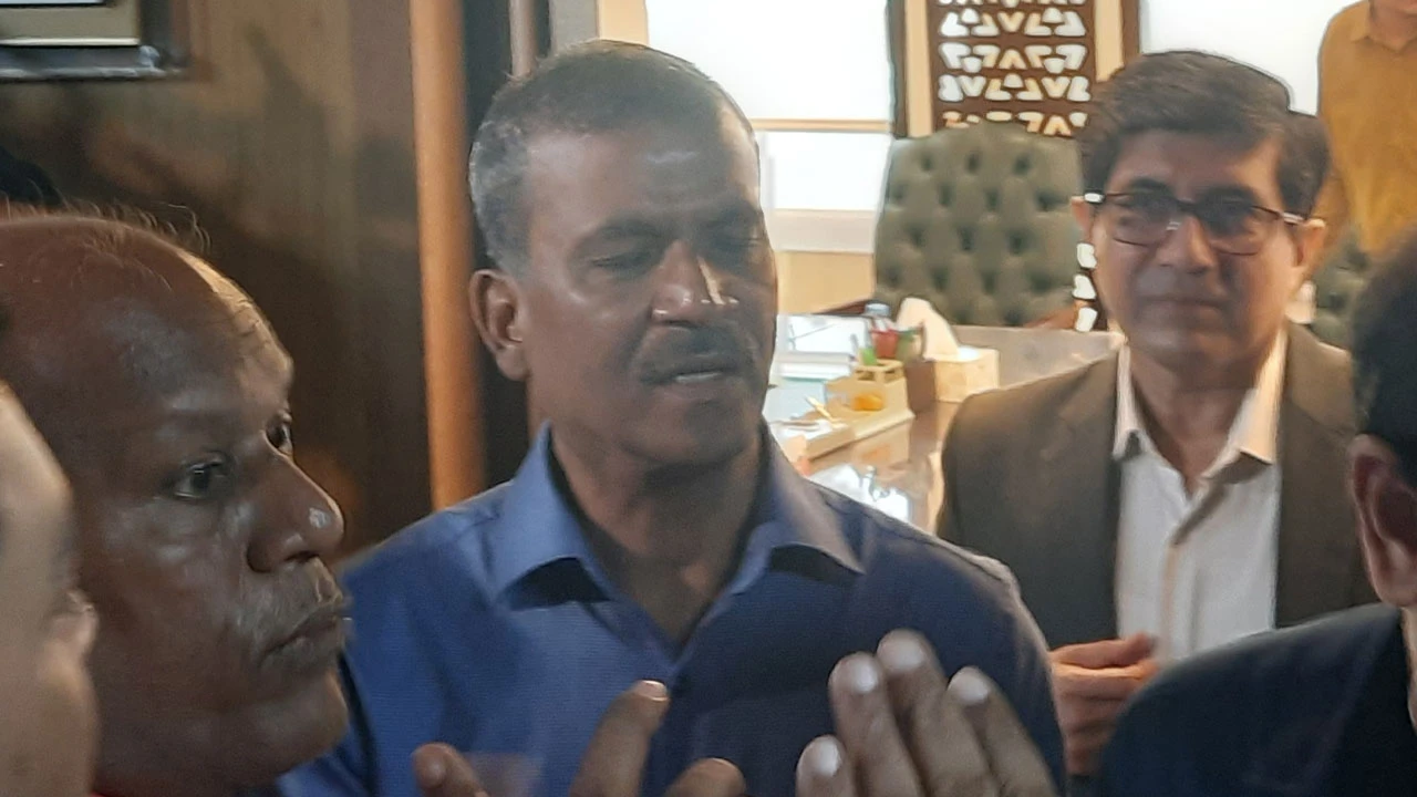 কতদিন ক্ষমতায় থাকবে অন্তর্বর্তীকালীন সরকার, জানালেন আসিফ নজরুল