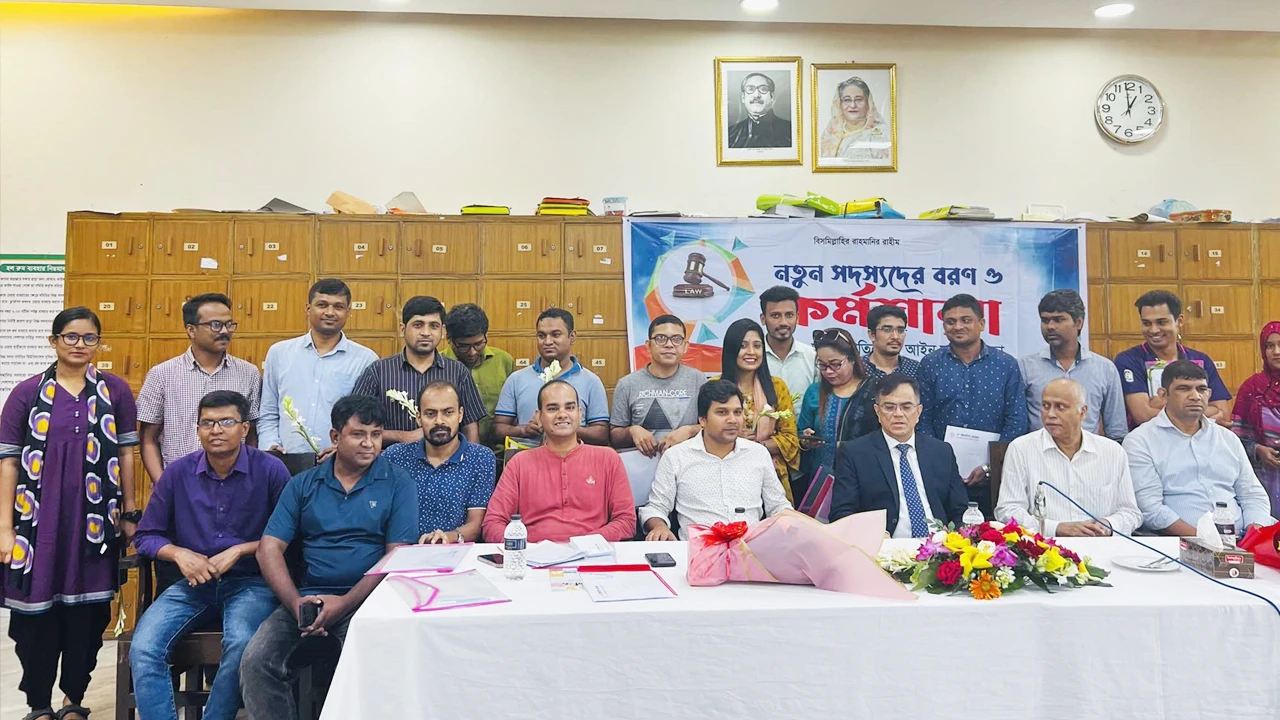 ইমামদের দুর্নীতির বিরুদ্ধে বয়ান দেওয়ার অনুরোধ বিচারপতির