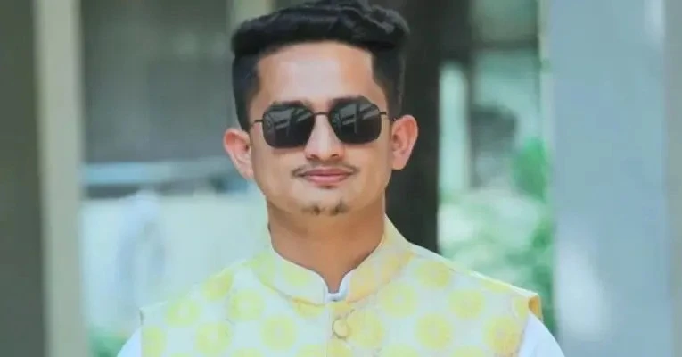 রাতের মধ্যেই অন্তর্বর্তীকালীন সরকারের চূড়ান্ত রূপরেখা ঘোষণা’