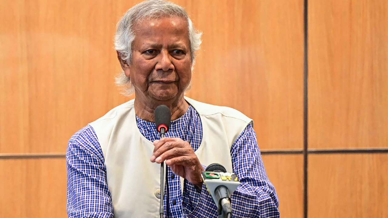 ২৭ মন্ত্রণালয় একাই সামলাবেন ড. ইউনূস