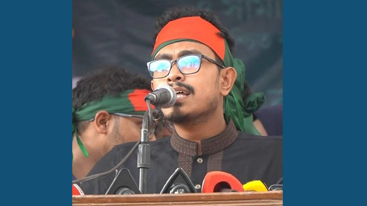 ঢাবি শিবির সভাপতিকে ঘিরে ফেসবুকে তুমুল আলোচনা ও বিতর্ক