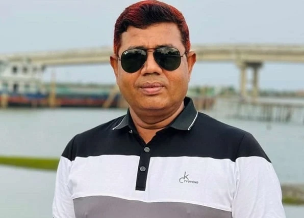 সাতক্ষীরা সরকারি কলেজের পুকুরের মাছ বিক্রি করলেন বিএনপি নেতা