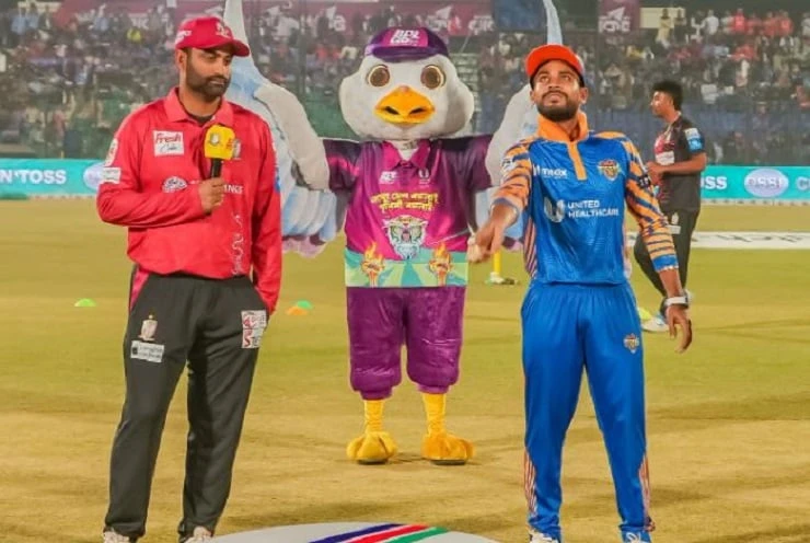 গুরুত্বপূর্ণ ম্যাচে বরিশালের বিপক্ষে টস হেরে ব্যাটিংয়ে খুলনা