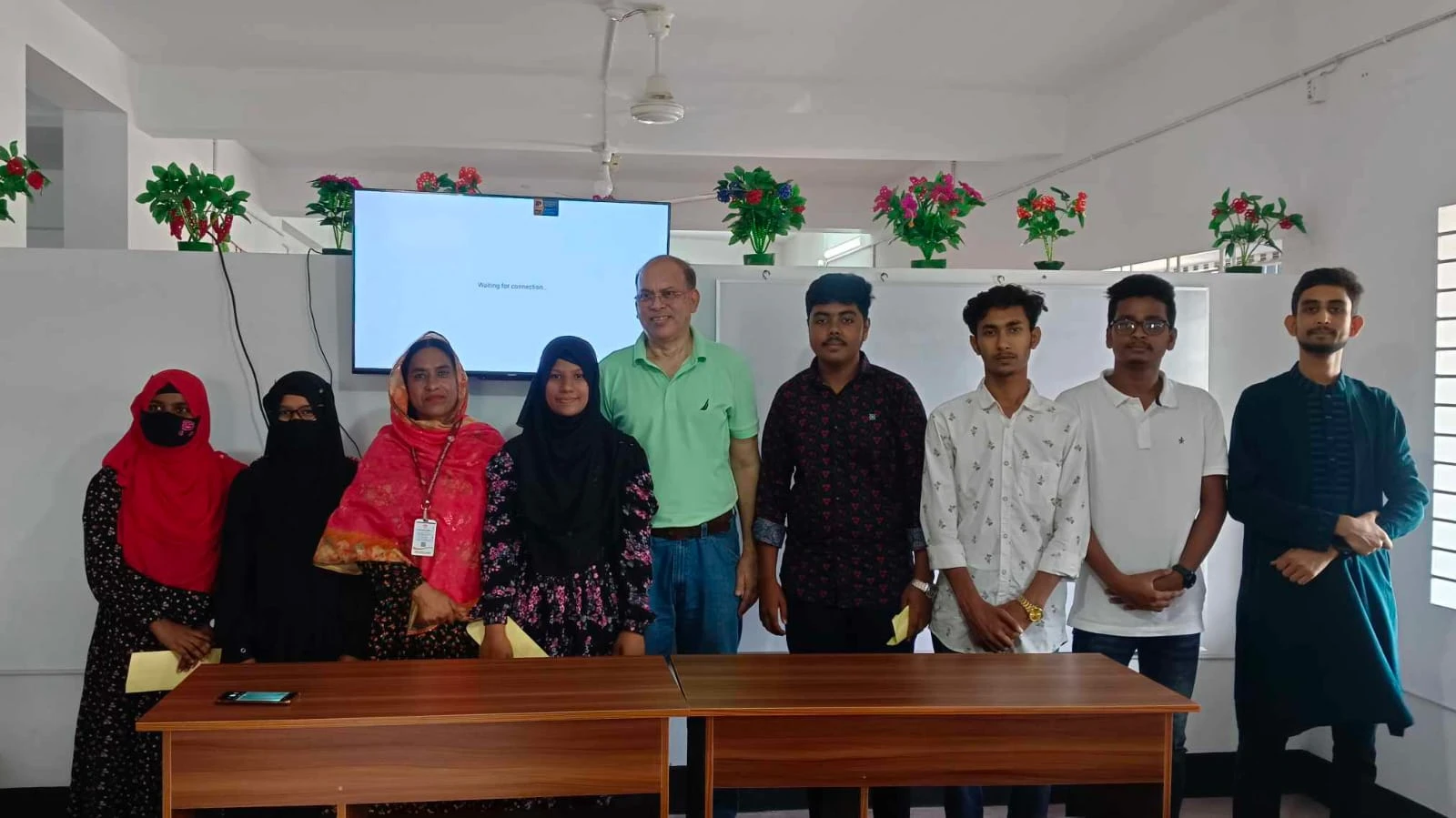 ভাঙ্গুড়ায় কম্পিউটার প্রশিক্ষণ নিয়ে বৃত্তি পেল ৬ শিক্ষার্থী