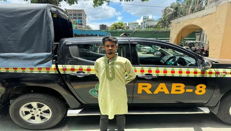 পুলিশ পিটিয়ে ছিনিয়ে নেয়া ছাত্রদল নেতা গ্রেপ্তার